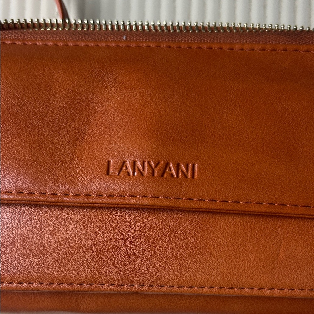 Brown Leather Crossbody Bag - Picture 2 of 5